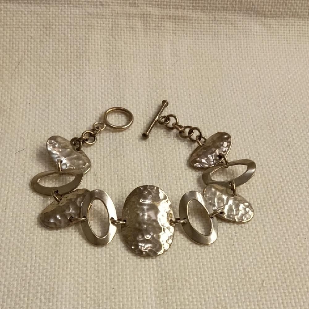 Hammered Sterling Silver Oval Link Bracelet with Toggle, AV 925 Mexico
